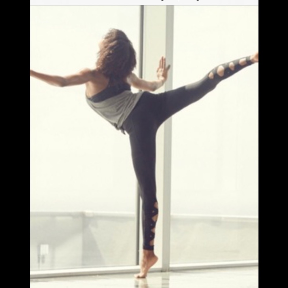 Athleta Cross Cross Chaturanga Tights